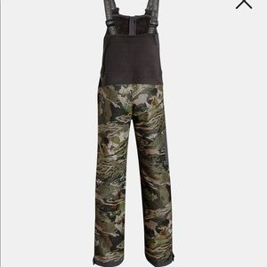 Under Armour Camo Boys’ UA Stealth Bib Size YLG